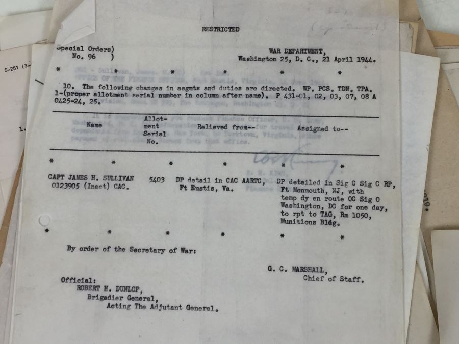 Keepsake Collectible Lot With Old B&W Photographs, War Related Ephemera, Military Ribbon, Bates College Memorabilia [Photo 26]