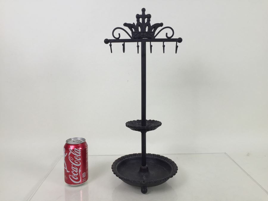 Metal Jewelry Tabletop Stand