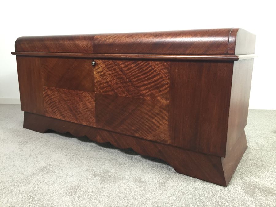LANE Cedar Hope Chest Altavista, VA