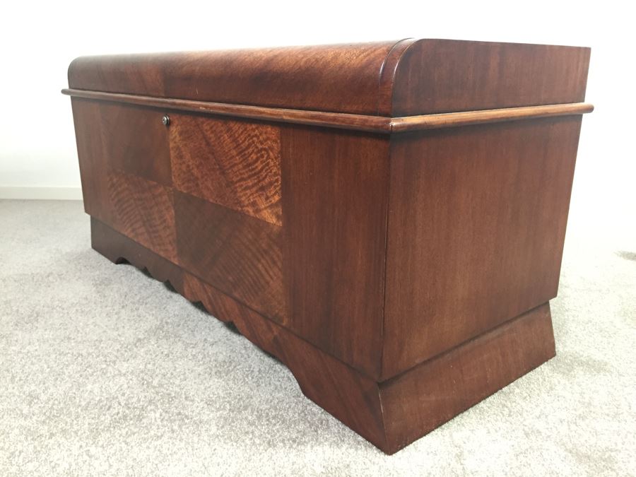 LANE Cedar Hope Chest Altavista, VA