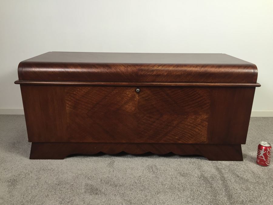 LANE Cedar Hope Chest Altavista, VA
