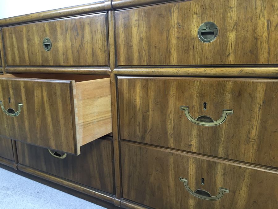 Hollywood Regency Drexel 9-Drawer Chest Of Drawers Dresser [Photo 11]