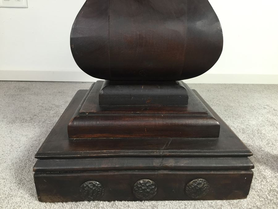 Solid Heavy Wooden Pedestal Table (Weight Shocked The Movers) [Photo 5]