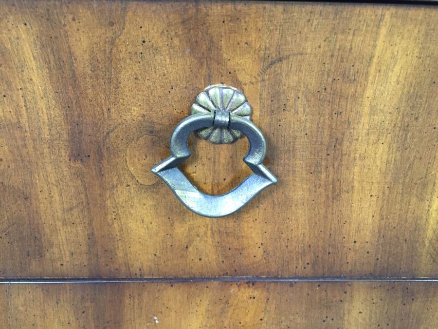 Stunning Drexel Heritage Classic Court Marble Top Table With Serpentine Drawers [Photo 8]