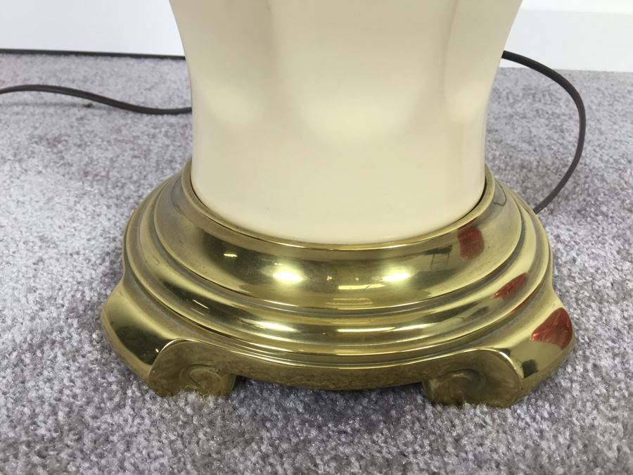 White Brass Stiffel Lamp With Shades [Photo 5]