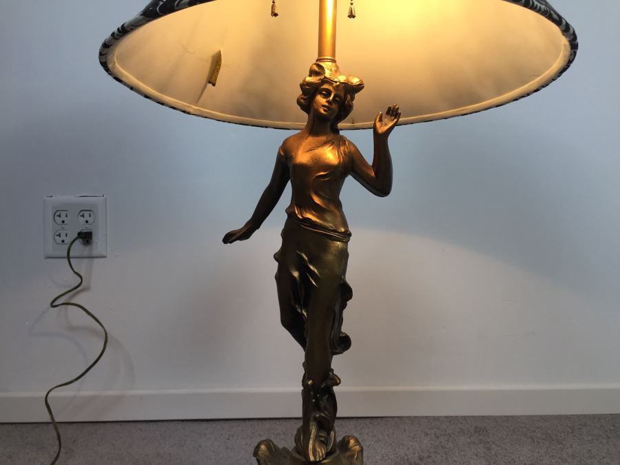 Gilt Metal Lamp With Femal Sculpture And Dale Tiffany Shade [Photo 11]