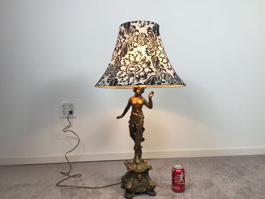 Gilt Metal Lamp With Femal Sculpture And Dale Tiffany Shade [Photo 2]