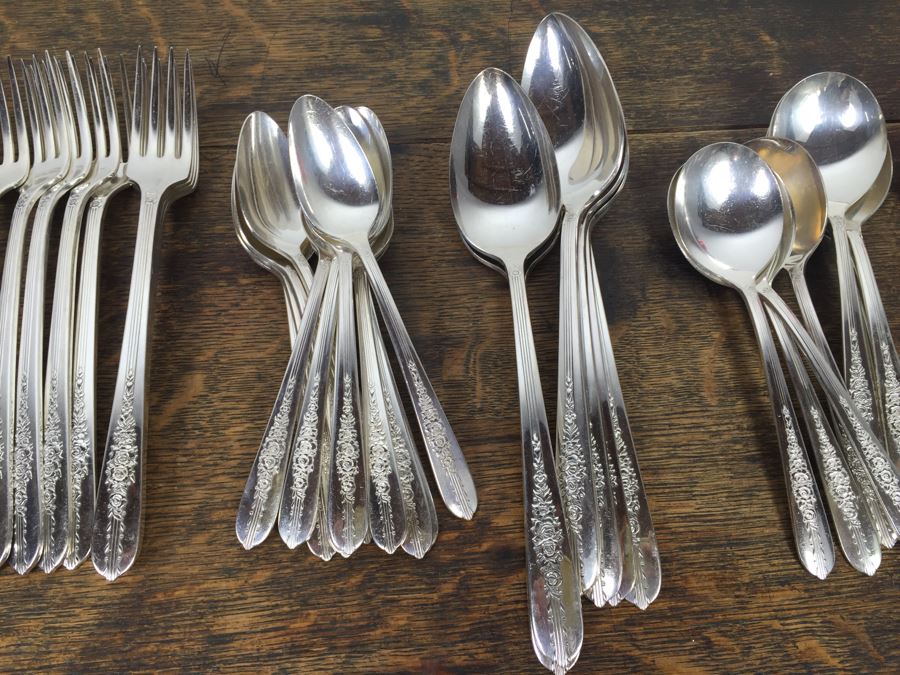 Nobility Plate Flatware Set [Photo 7]