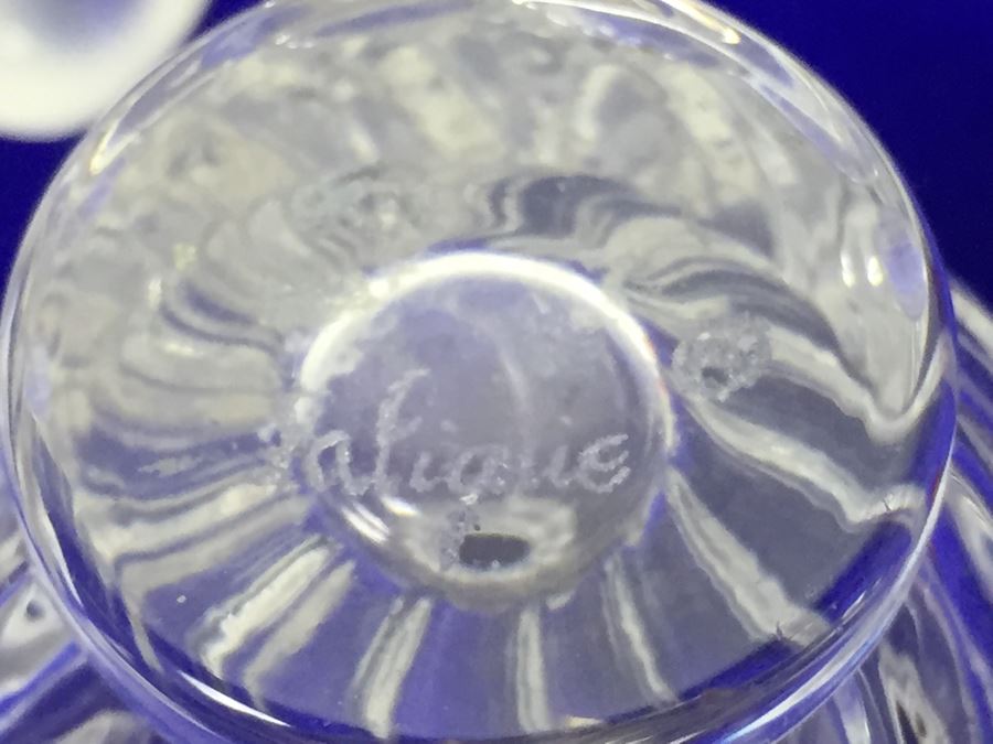 Lalique Glass Perfume Bottle Collection Some Signed Etched Lalique From Nina Ricci And Chanel No 5 [Photo 11]