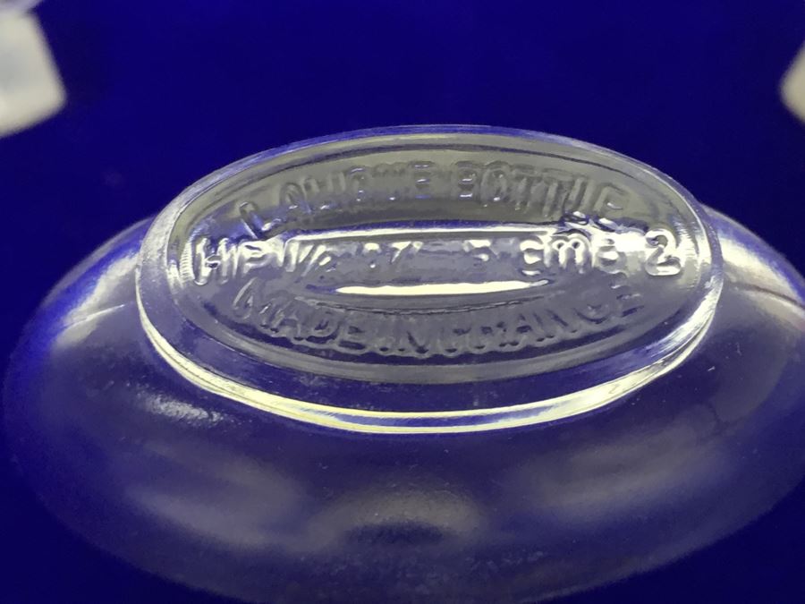 Lalique Glass Perfume Bottle Collection Some Signed Etched Lalique From Nina Ricci And Chanel No 5 [Photo 21]