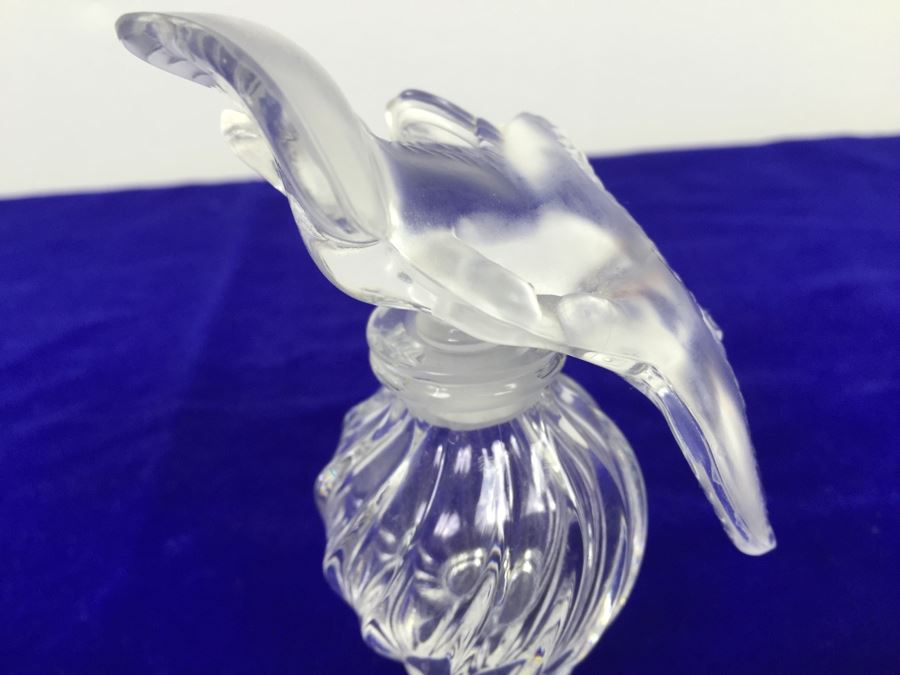 Lalique Glass Perfume Bottle Collection Some Signed Etched Lalique From Nina Ricci And Chanel No 5 [Photo 6]