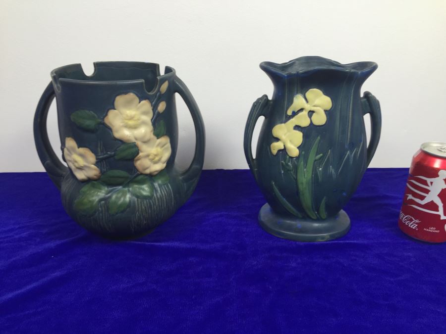 Pair Of Pitchers Signed Roseville [Photo 1]