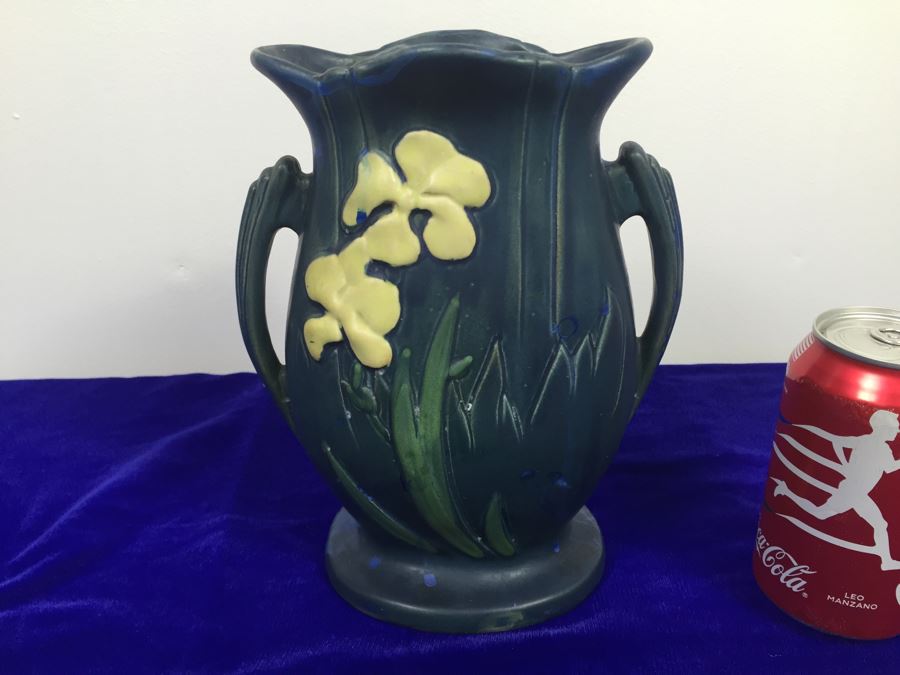 Pair Of Pitchers Signed Roseville [Photo 10]