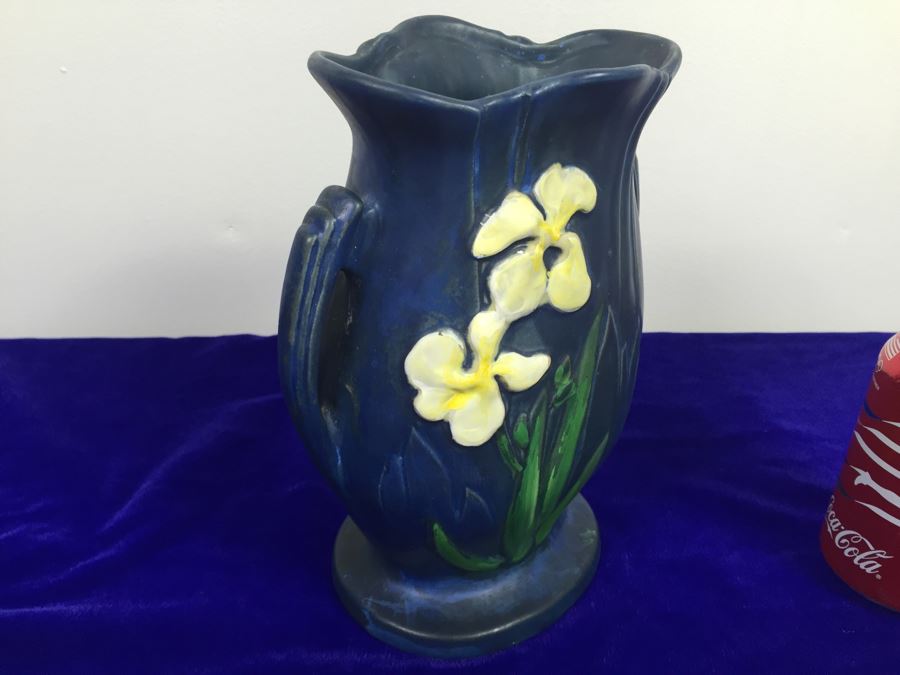 Pair Of Pitchers Signed Roseville [Photo 15]