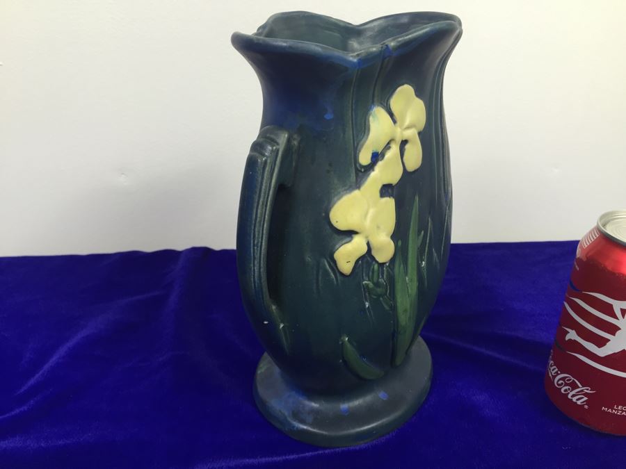 Pair Of Pitchers Signed Roseville [Photo 13]