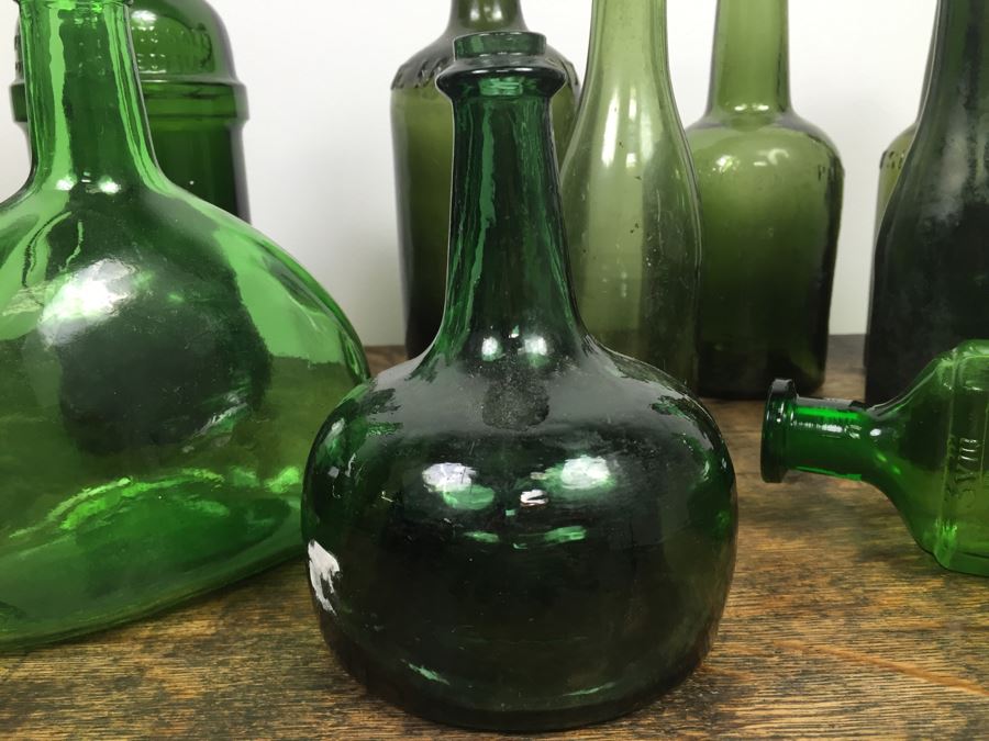 Collectible Green Glass Bottles [Photo 6]