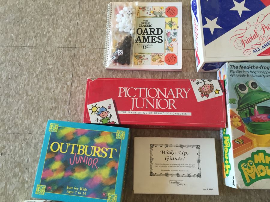 JUST ADDED - Game Lot [Photo 5]