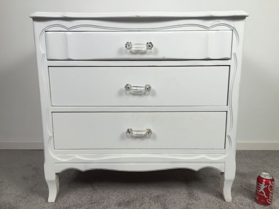 White Shabby Chic 3-Drawer Chest Of Drawers Dresser [Photo 1]