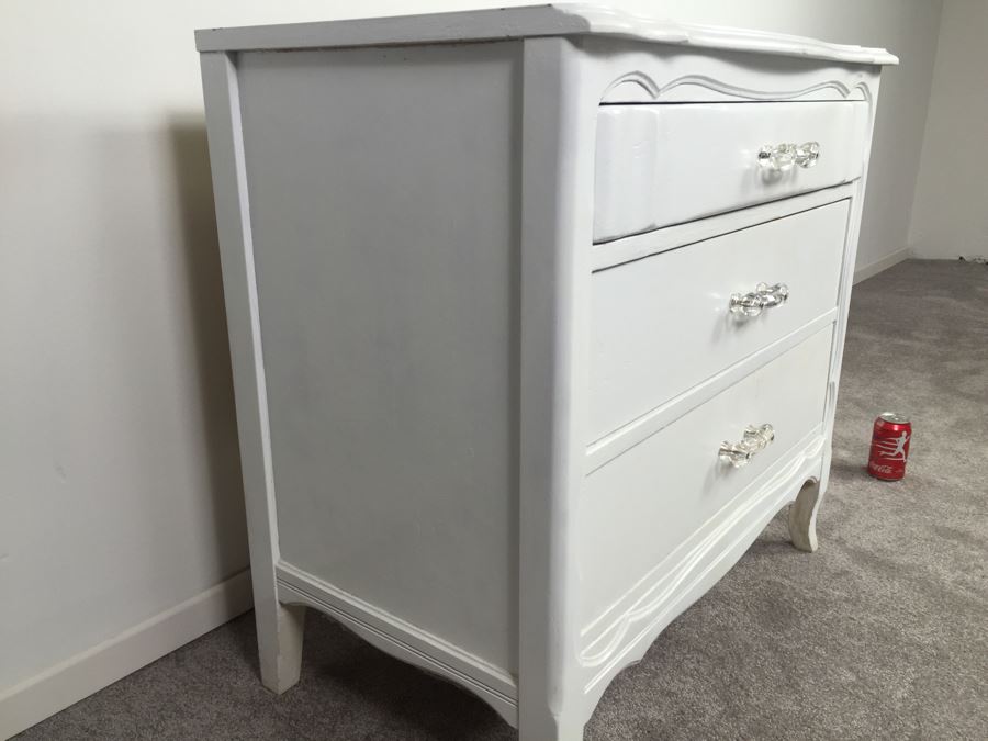 White Shabby Chic 3-Drawer Chest Of Drawers Dresser [Photo 7]