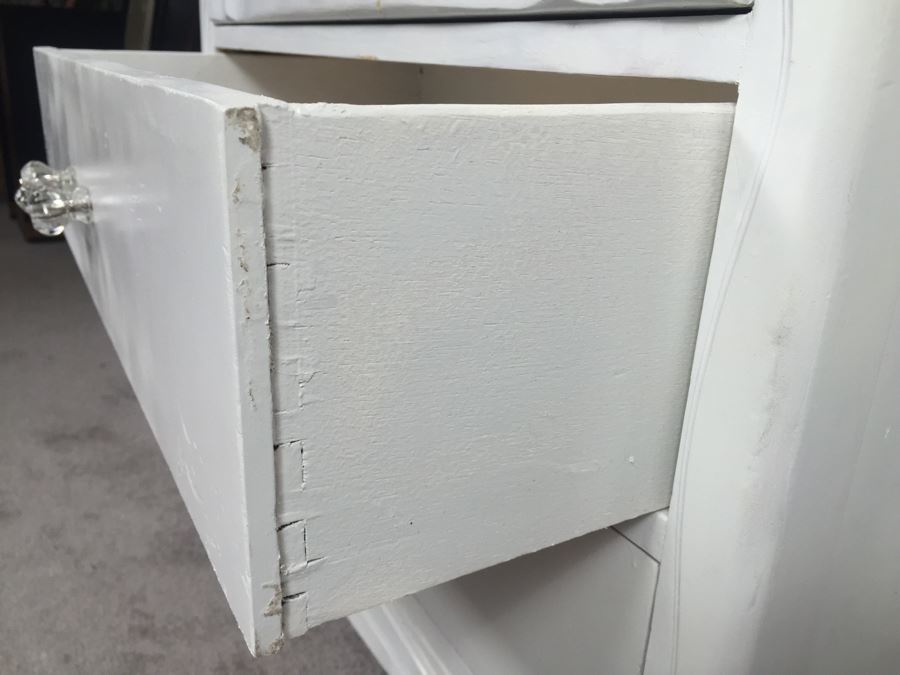 White Shabby Chic 3-Drawer Chest Of Drawers Dresser [Photo 8]