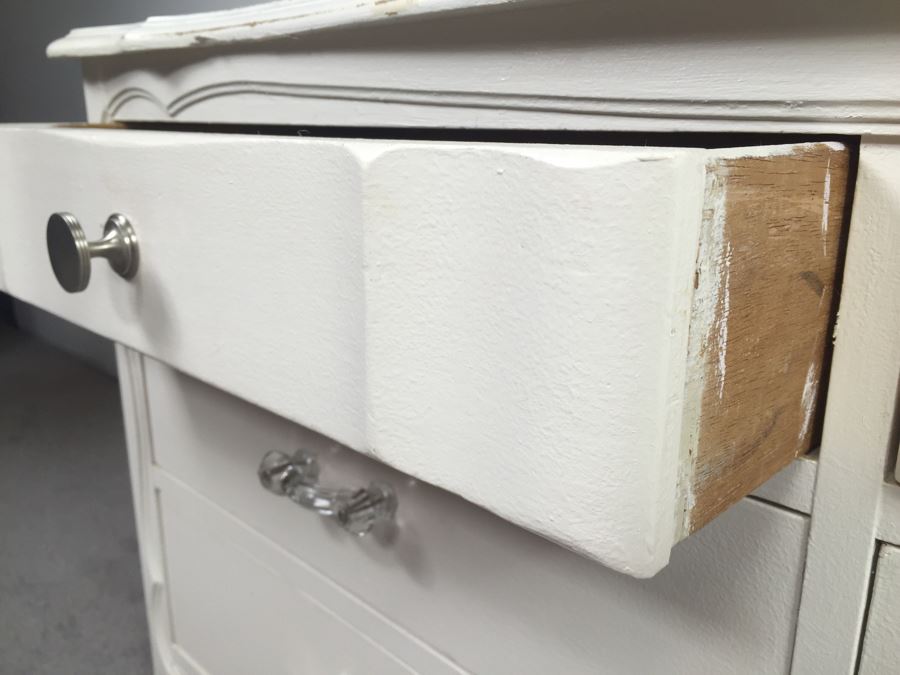 White Shabby Chic 6-Drawer Chest Of Drawers Dresser [Photo 3]