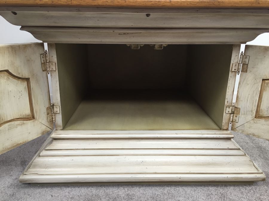 Heritage Wooden Side Table Cabinet With Storage [Photo 6]