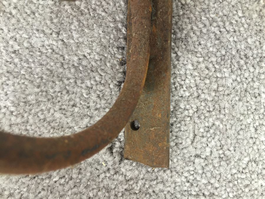 Wrought Iron Wall Mounts For Shelf (Without Shelf) [Photo 7]