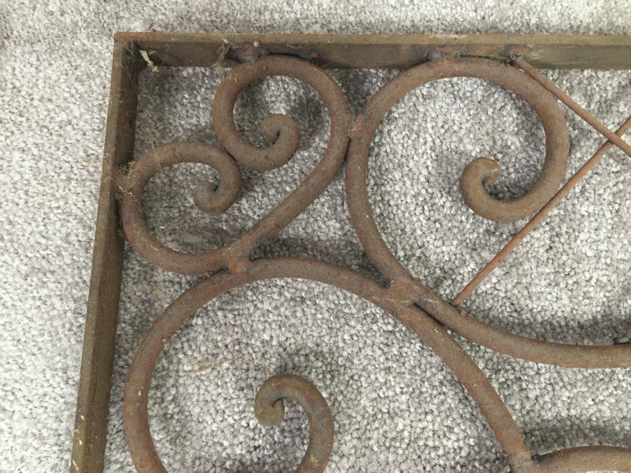 Wrought Iron Wall Mounts For Shelf (Without Shelf) [Photo 5]