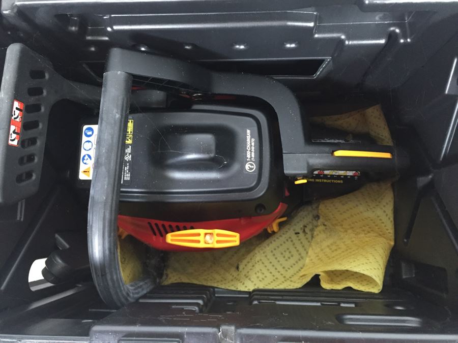 Homelite Gas Chainsaw [Photo 6]