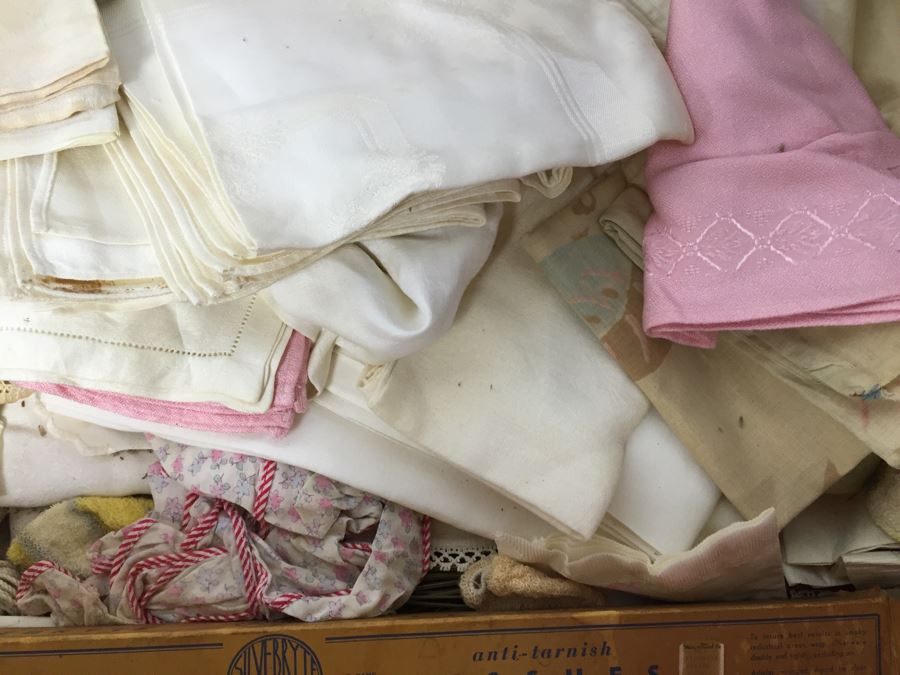 Stunning Mid-Century Modern Blonde Thomasville Chair Company Buffet Sideboard Bowfront [Photo 26]