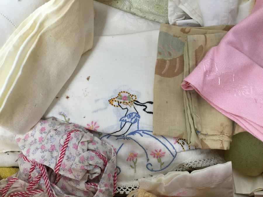 Stunning Mid-Century Modern Blonde Thomasville Chair Company Buffet Sideboard Bowfront [Photo 27]