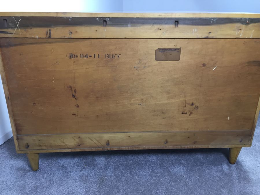 Stunning Mid-Century Modern Blonde Thomasville Chair Company Buffet Sideboard Bowfront [Photo 19]