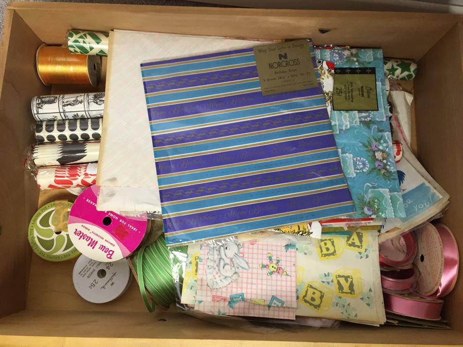 Stunning Mid-Century Modern Blonde Thomasville Chair Company Buffet Sideboard Bowfront [Photo 24]