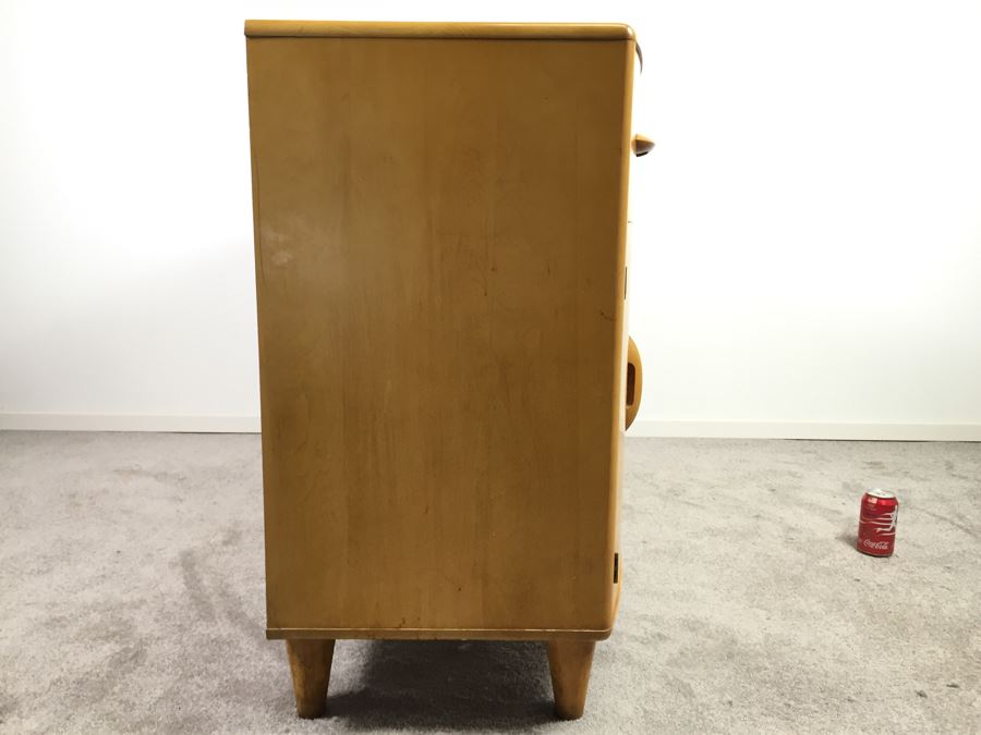 Stunning Mid-Century Modern Blonde Thomasville Chair Company Buffet Sideboard Bowfront [Photo 17]