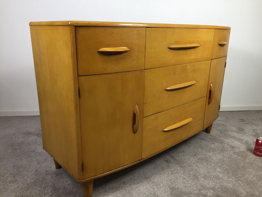 Stunning Mid-Century Modern Blonde Thomasville Chair Company Buffet Sideboard Bowfront [Photo 15]