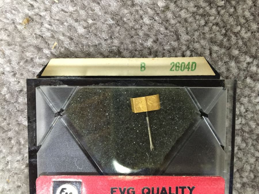 Westinghouse Portable Record Player Model H86ACS1-A With Spare Diamond Tip Needle [Photo 17]