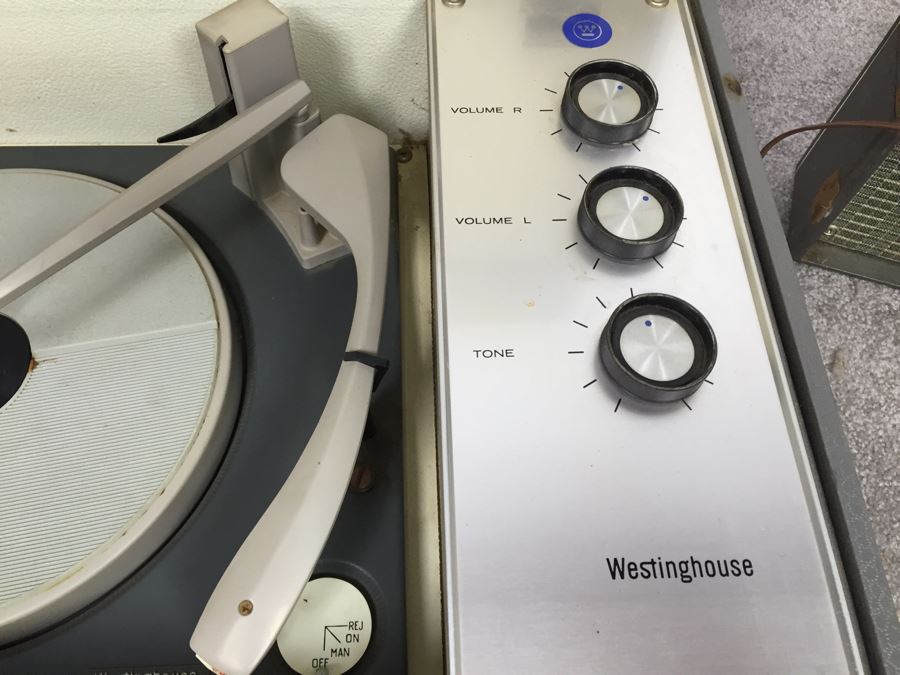 Westinghouse Portable Record Player Model H86ACS1-A With Spare Diamond Tip Needle [Photo 12]