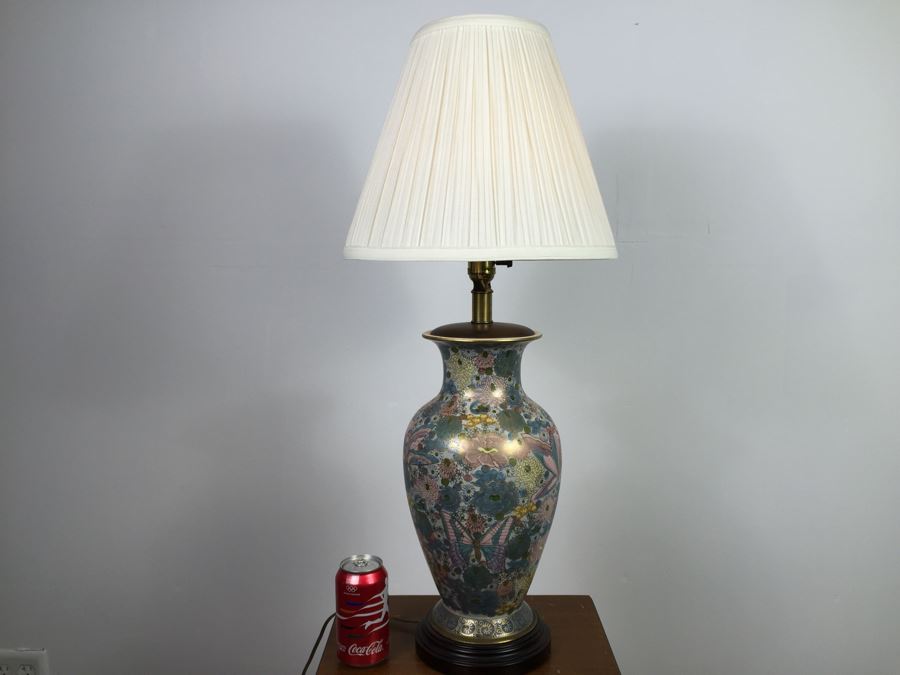 Stunning Table Lamp With Butterfly Motif