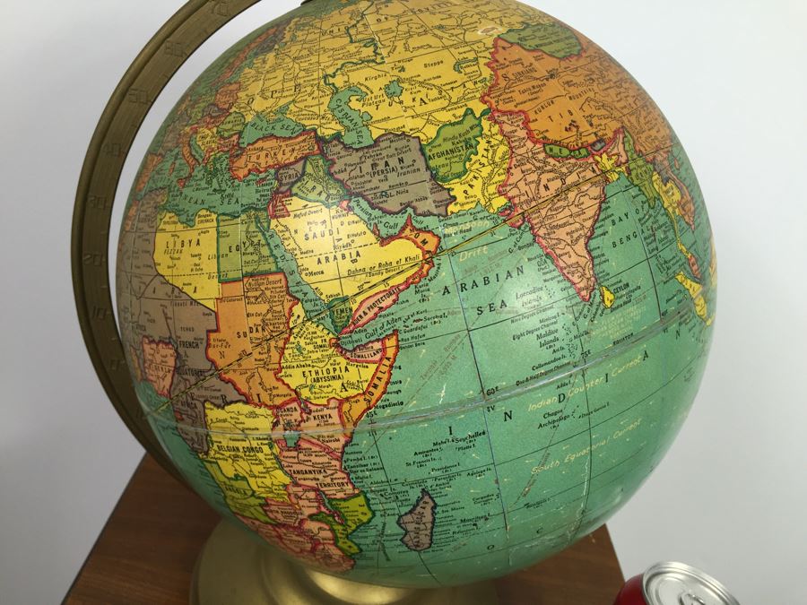 Vintage Cram's Universal Terrestrial Globe [Photo 6]