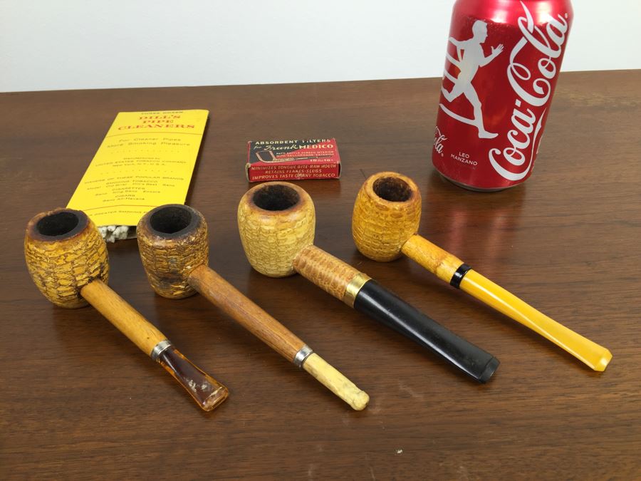 Collection Of Corn Cob Pipes And Pipe Accessories Buescher's Meerschaum
