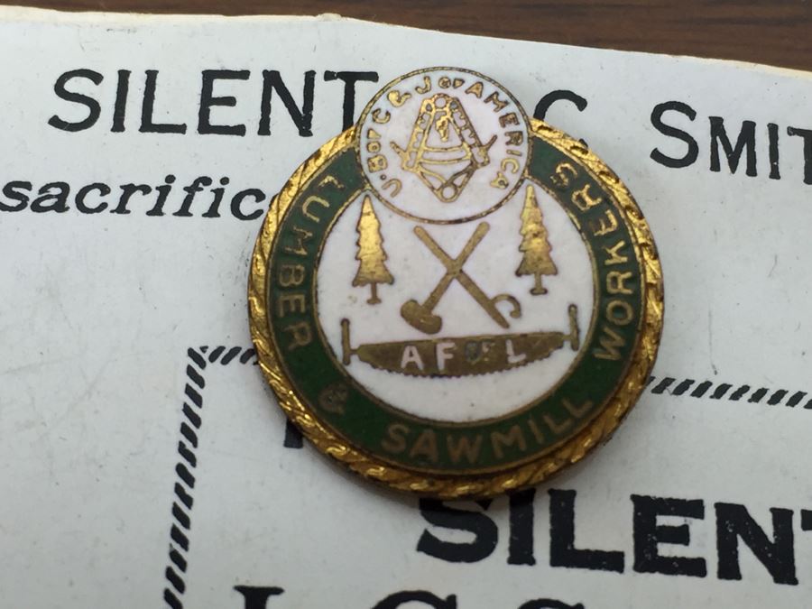 Various Vintage Lumber & Sawmill Workers Pins And Buttons [Photo 3]