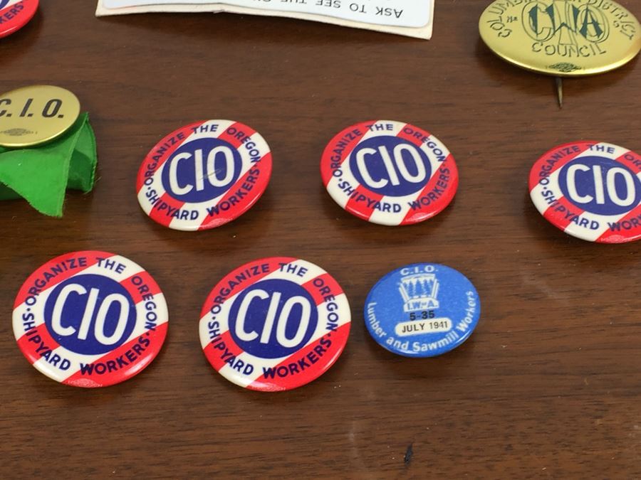 Various Vintage Lumber & Sawmill Workers Pins And Buttons [Photo 12]