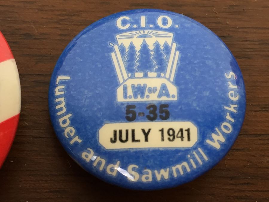 Various Vintage Lumber & Sawmill Workers Pins And Buttons [Photo 11]