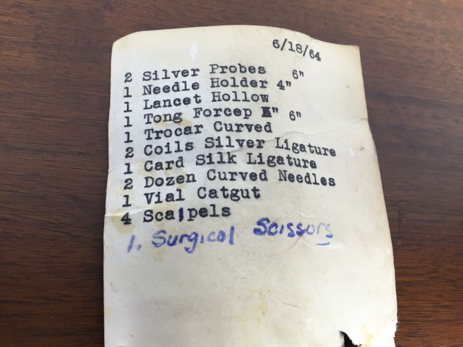 1940's U.S.N. M.D. Pocket Case Field Medical Kit [Photo 4]