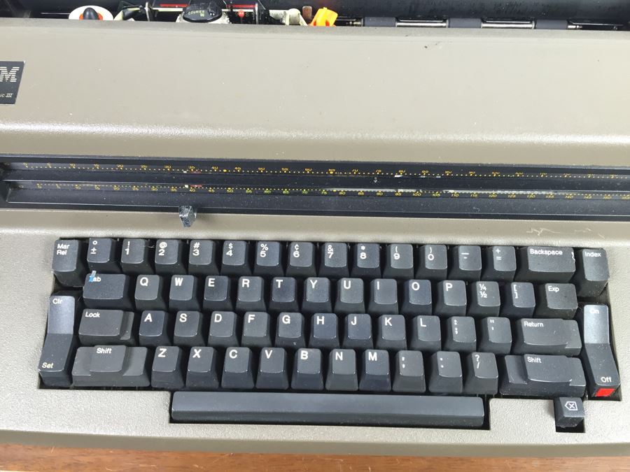 IBM Correcting Selectric III Typewriter Not Sure If Working Properly [Photo 5]