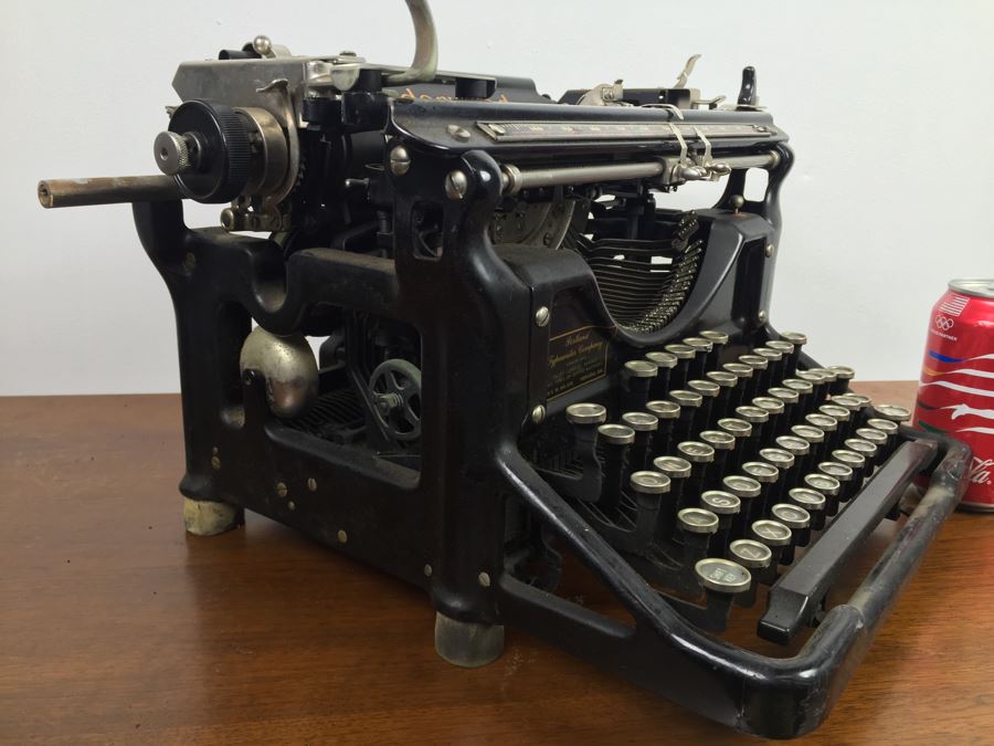 Vintage Underwood Manual Typewriter