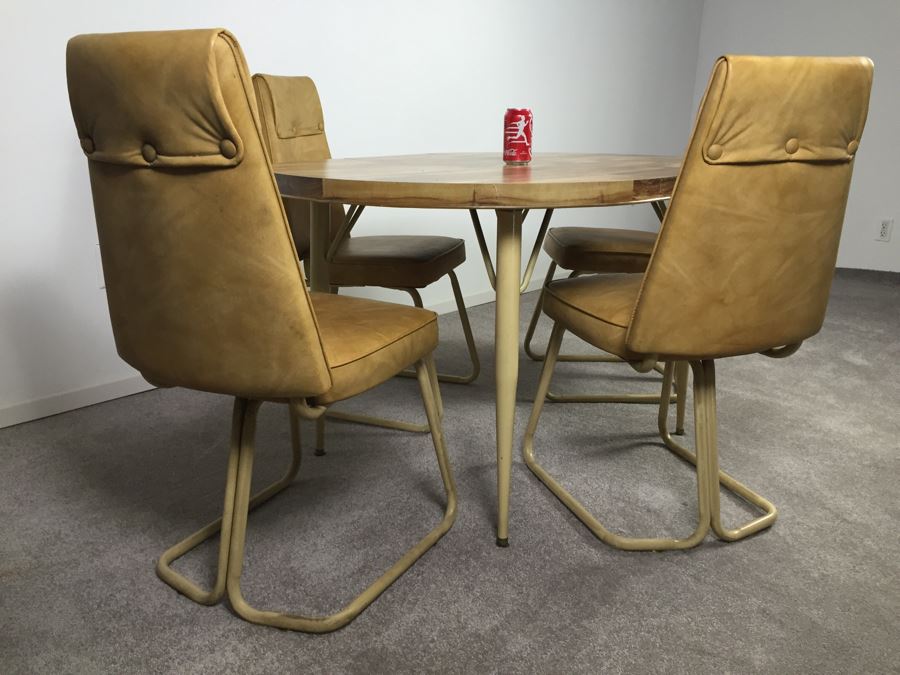 Vintage 1960's Kitchen Table And Chairs [Photo 7]
