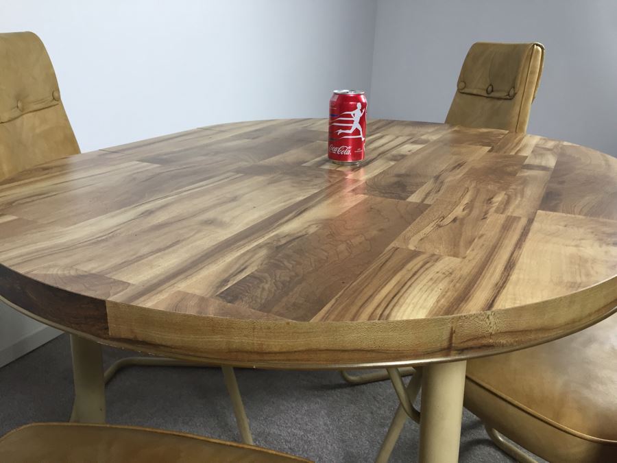 Vintage 1960's Kitchen Table And Chairs [Photo 3]