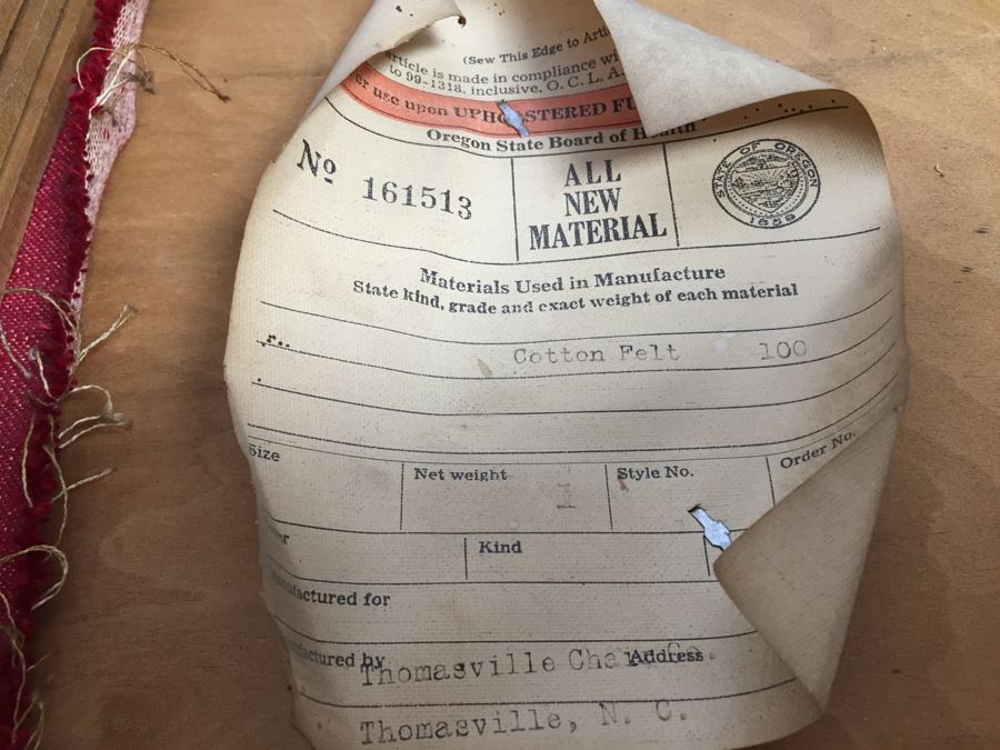 Mid-Century Modern Blonde Dining Table With 6 Chairs By Thomasville Chair Company [Photo 17]