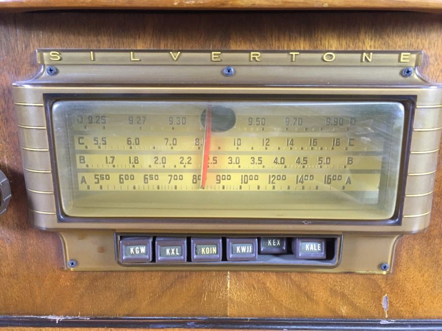 Art Deco Sears Silvertone Tube Radio Needs To Be Rewired [Photo 2]